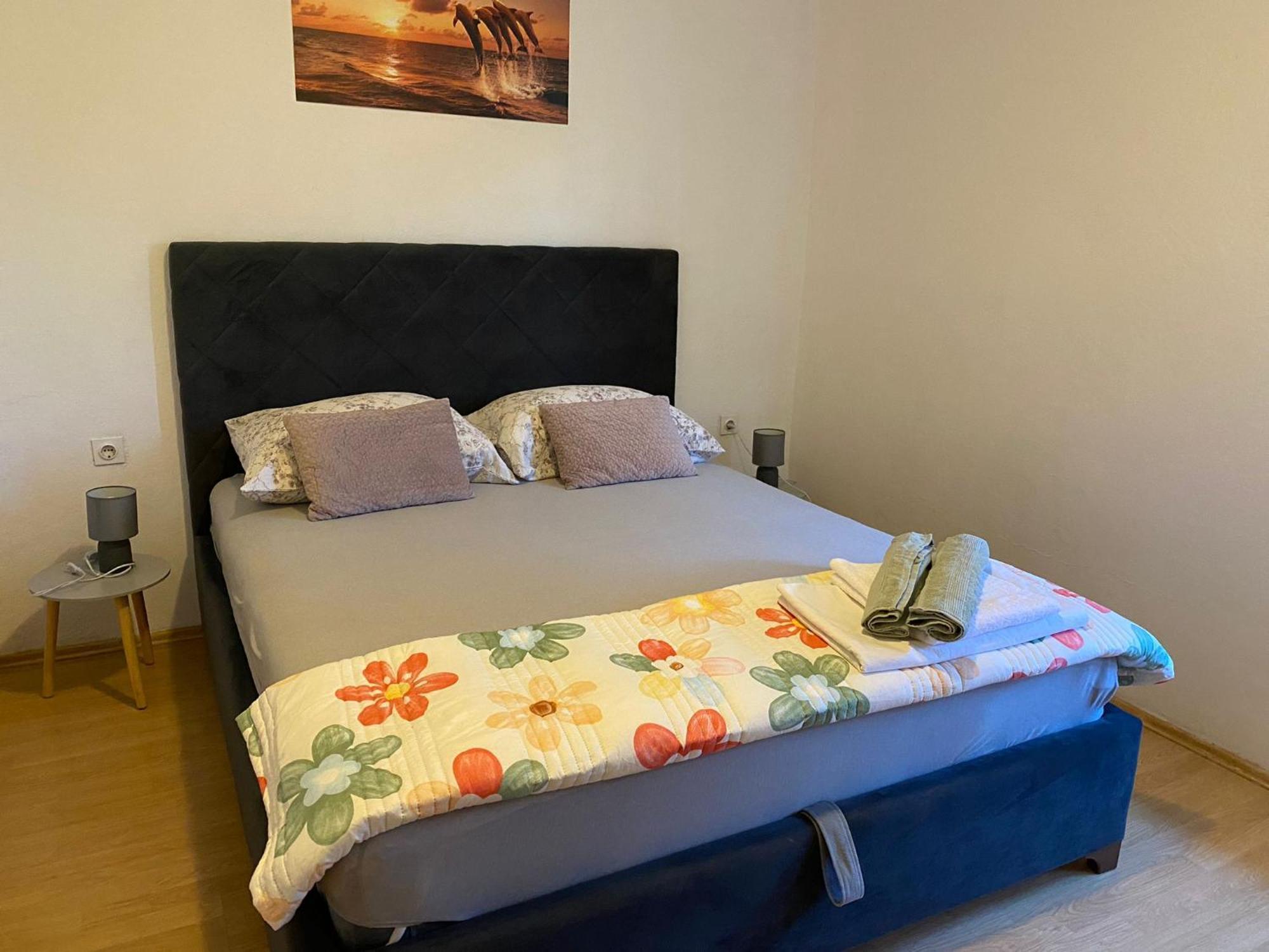 Apartmani Marija Povljana Esterno foto